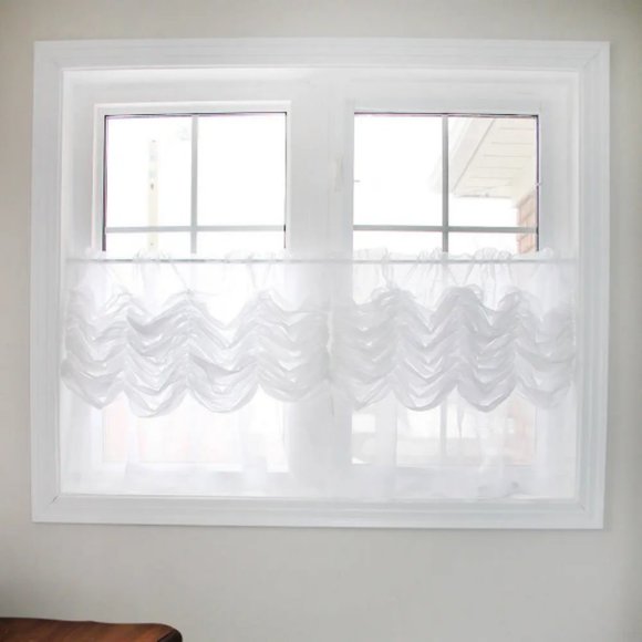 Privacy white sheer balloon valance - Picture 3 of 3